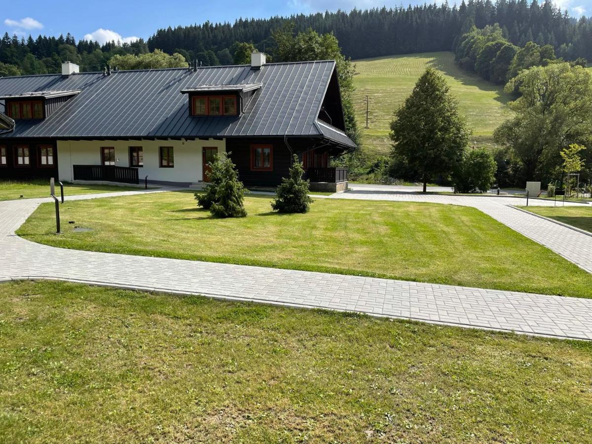 Apartmán NETA Velké Karlovice, Polanský Dvůr Exterior foto